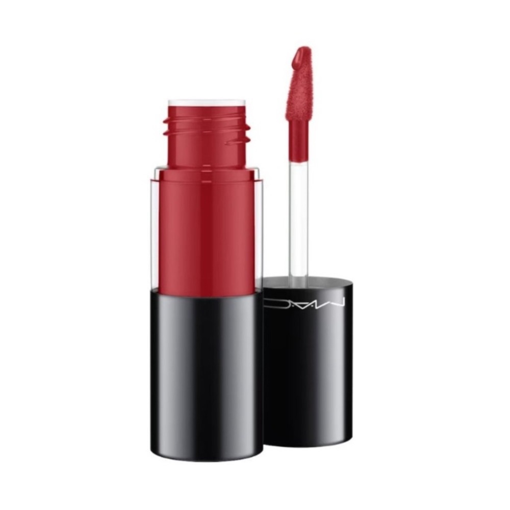 MAC Versicolour Varnish Cream Lip Stain in No Interruptions. .28‎ fl oz NIB
